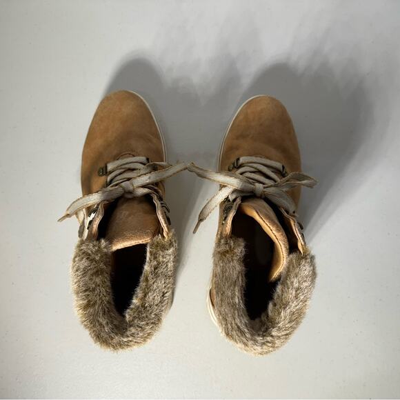 Cliffs Faux Utility Work Ankle Sneaker Boots Women’s Size 10 Laced - Picture 6 of 9